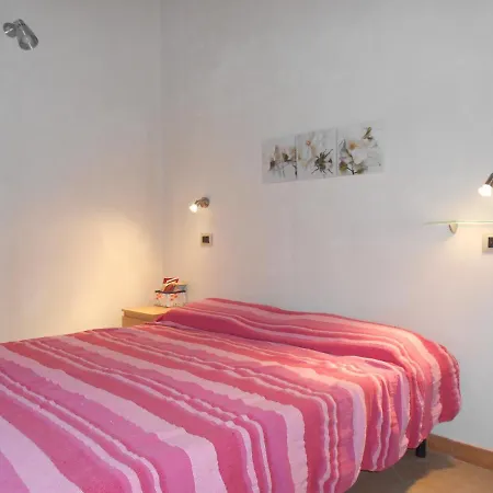 Lucia Holiday home